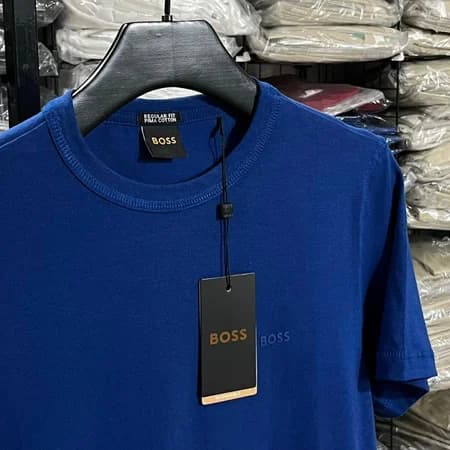 Camiseta Estampada Hugo Boss cor Azul Royal — imagem 1 de 2