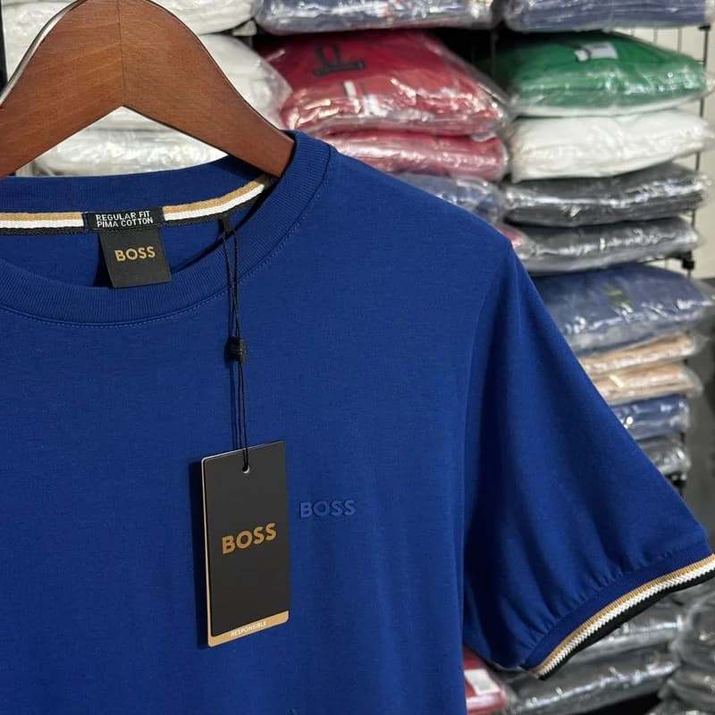 Camiseta Estampada Hugo Boss cor azul royal — imagem 1 de 1